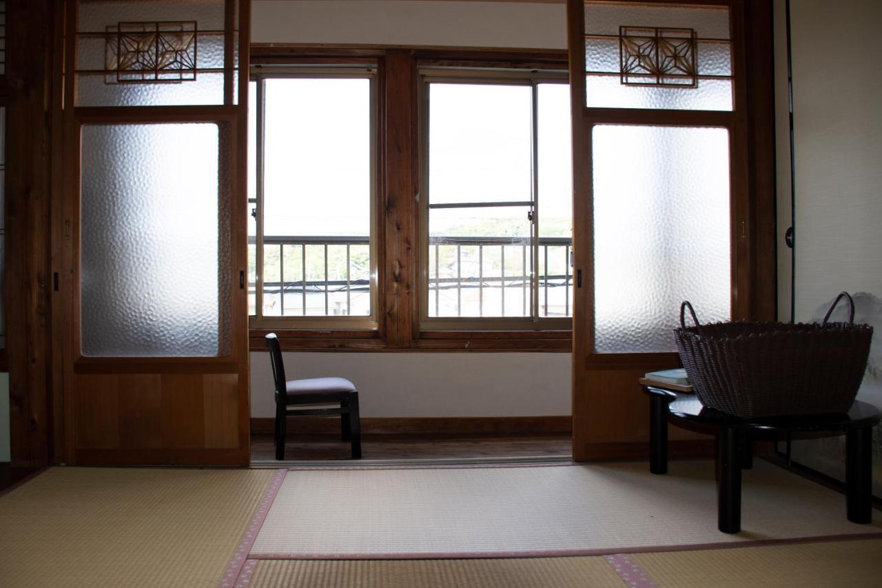 Guest Cafe Kuchikumano Hotel Kamitondacho Exterior foto